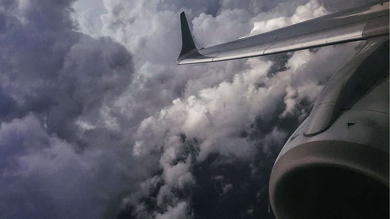 飞机在云端